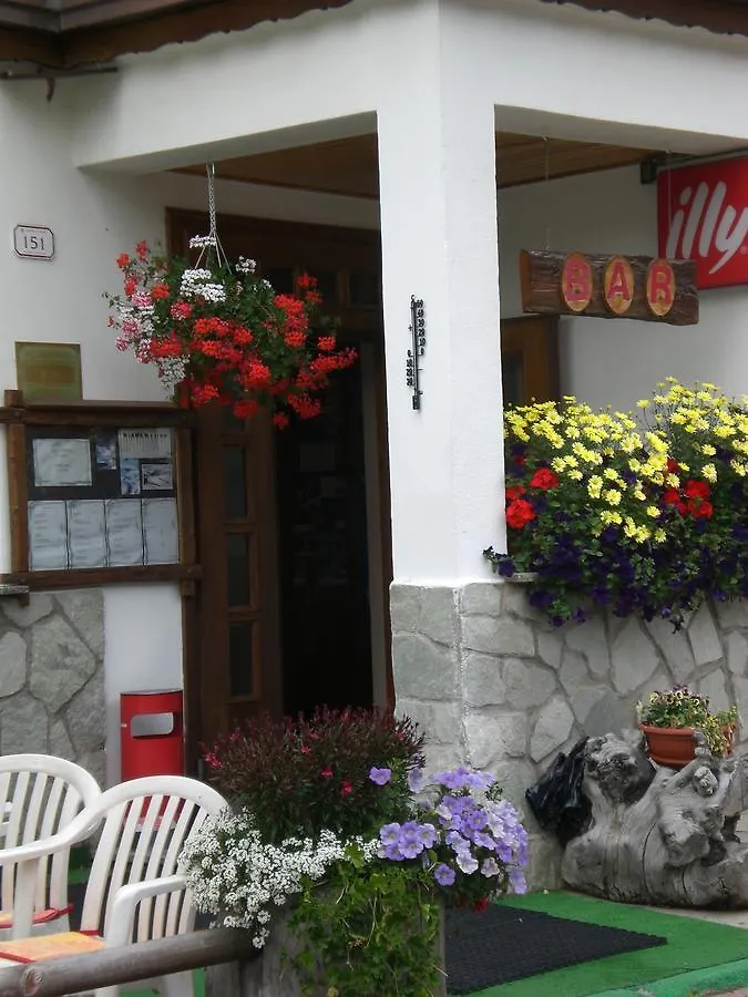 ***  Hotel Croce Bianca Livigno Italy